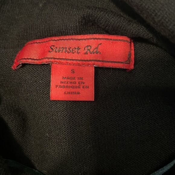 Sunset rd size S long sleeve cowl neck black tunic sweater ruffle details EUC - Picture 3 of 10